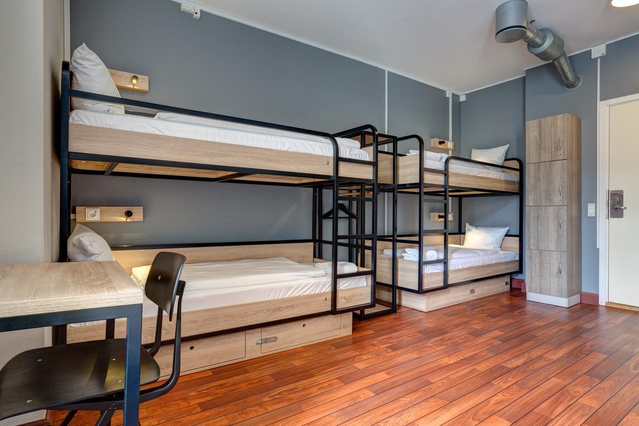 Cama en habitación compartida mixta de 6 camas